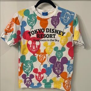 Tokyo Disney Resort Colorful Graphic T-Shirt adult size M